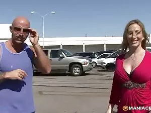 سگ ماده بلند و باریک ...
