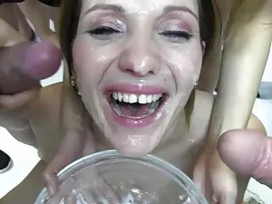 سگ ماده پیچیده بدن ا ...